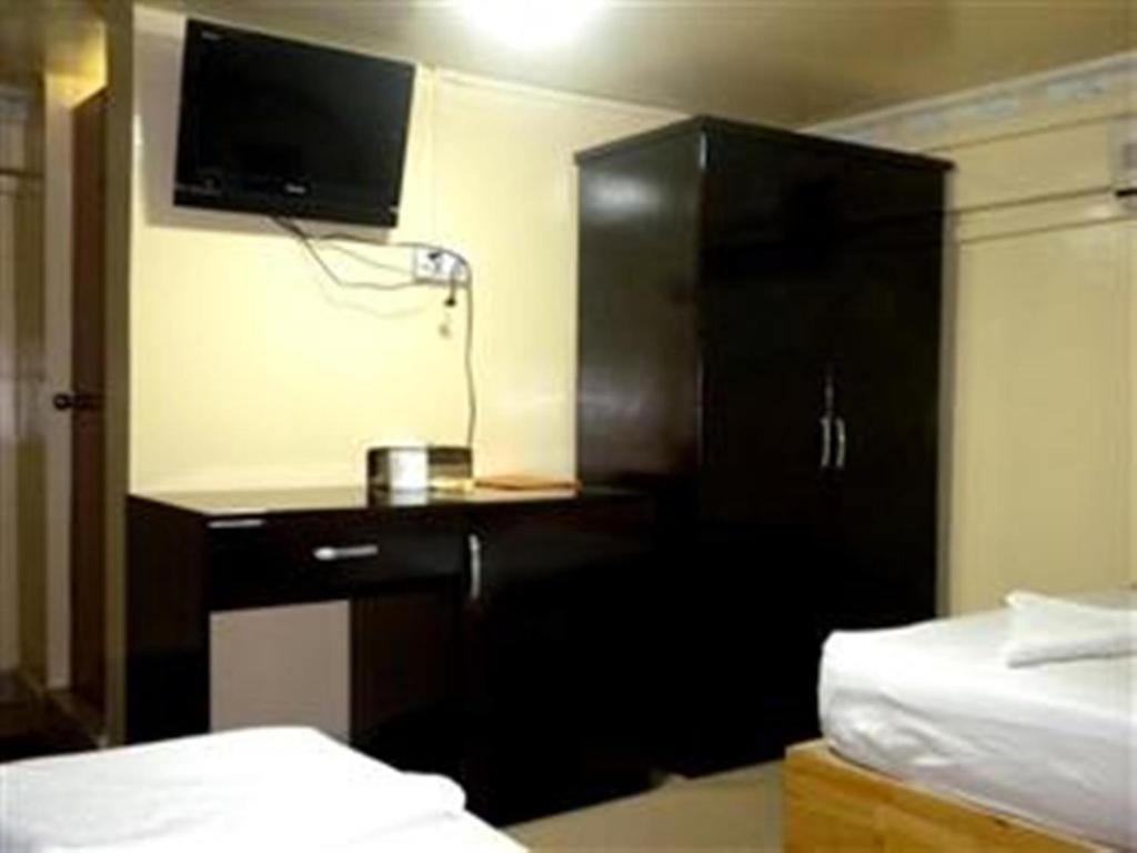 Golden Boat Guesthouse Phnom Penh Room photo